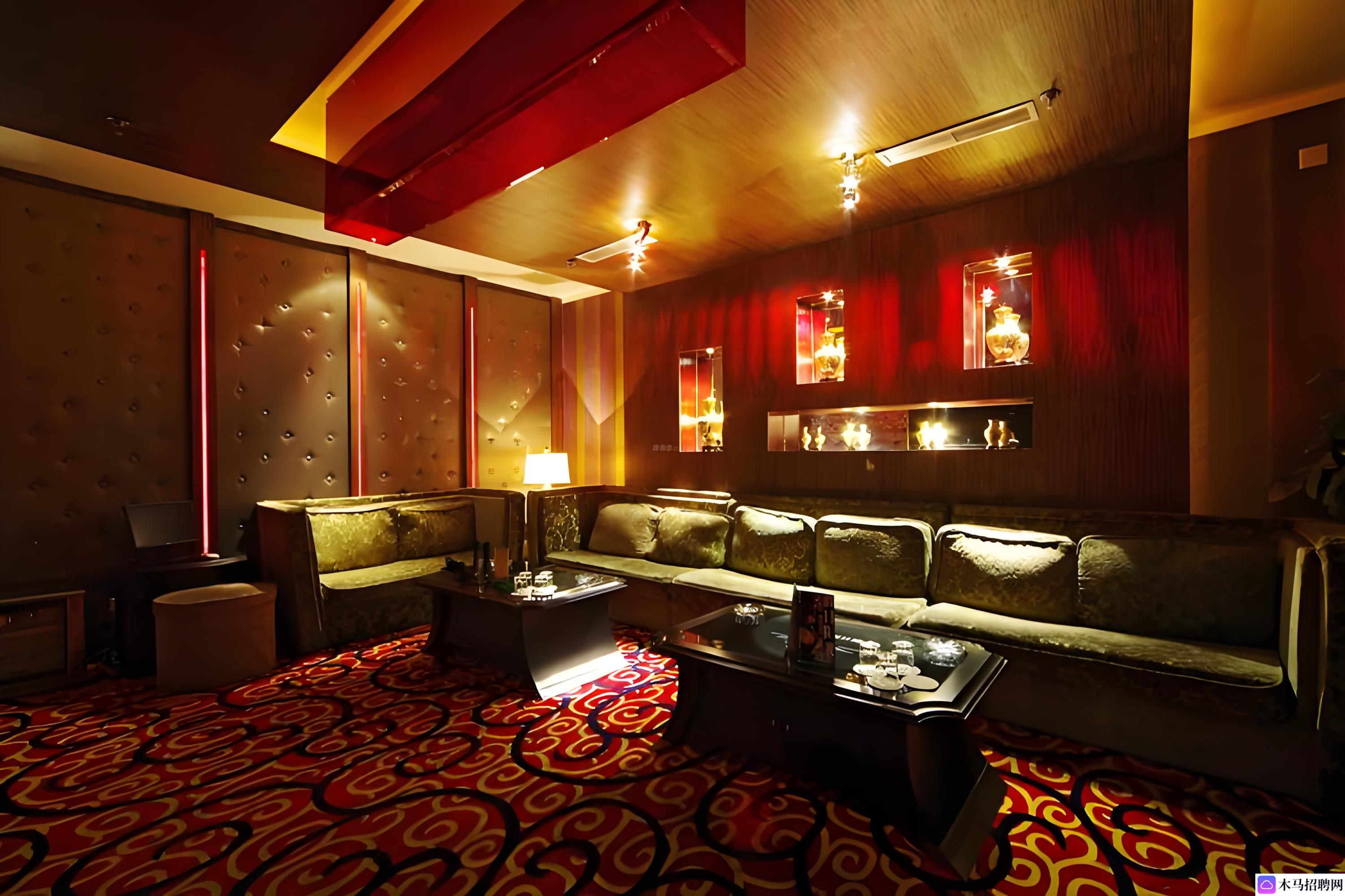 天津传统曲艺夜场：相声茶馆与酒吧的精彩融合